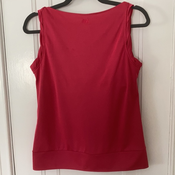 ⭐️ 3/$20 ⭐️ New Balance athletic top, sleeveless - Picture 2 of 4